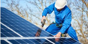 Installation Maintenance Panneaux Solaires Photovoltaïques à Villars-en-Pons